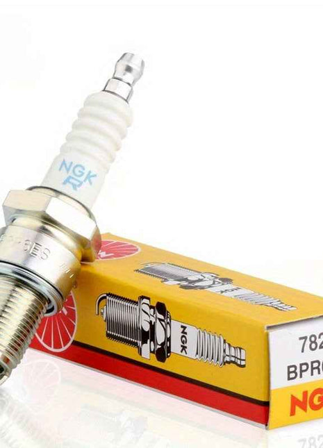 4 Pezzi Candele Ngk in Lega di Nichel BPR6ES 7822 Adatte per Changan, Livina, Sylphy, Jincheng Ax100, Tagliaerba OE 12121258159