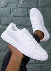 White1 / EUR39