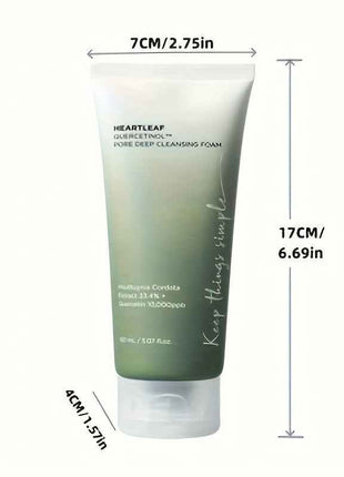 Facial Skin Care 4-piece Set, Mild Facial Cleanser + Hydrating Essence 30ml + Soothing Toner + Wet Compress 70 Pieces, Suitable For All Skin Types