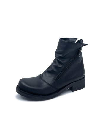 Stivaletto LILLY in Vera Pelle Nero con cerniere