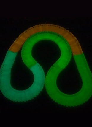 Magico luminoso pista da corsa auto giocattolo veicolo luce a LED elettronica binari per auto parti giocattolo auto per bambini ragazzi ragazze regalo di compleanno - riparo82