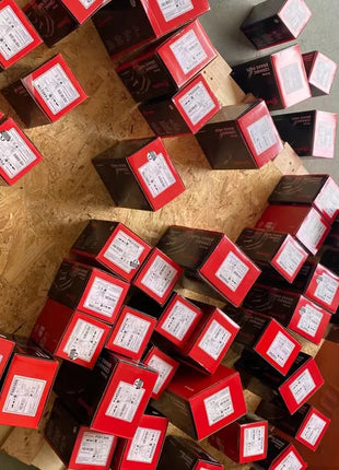 D1547 8755 per Pastiglie Freno In Ceramica Brembo P85119N per Audi A6L C7 A8L per Porsche Macan OE 4G0698451B 4G0698451C 95B698451E Nuovo