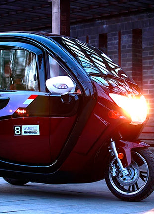 Pick up and drop off children Electric tricycle does not turn over Fully enclosed scooter with a battery life of 190 kilometers - Riparo82