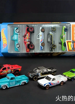 Hot Wheels Set 5 Auto Sportive 1:64 - Pack Modellini Metallo Pista
