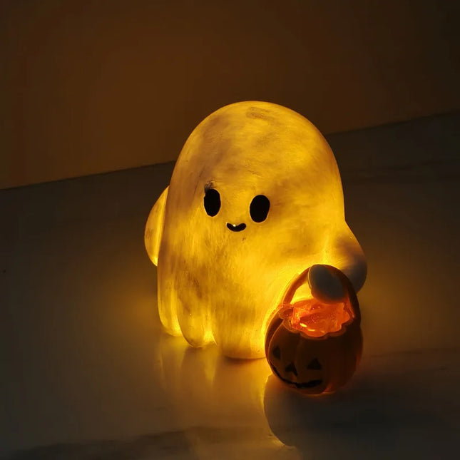 Halloween Desktop Ornament Figurine Ghost Holding Pumpkin Model Statue Tabletop Ornament for Halloween Party Home Decoration Toy
