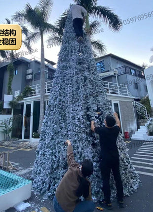 2025 Nuovo grande albero di Natale di fascia alta con cornice floccata albero pacchetto denso con luci disposizione della decorazione natalizia