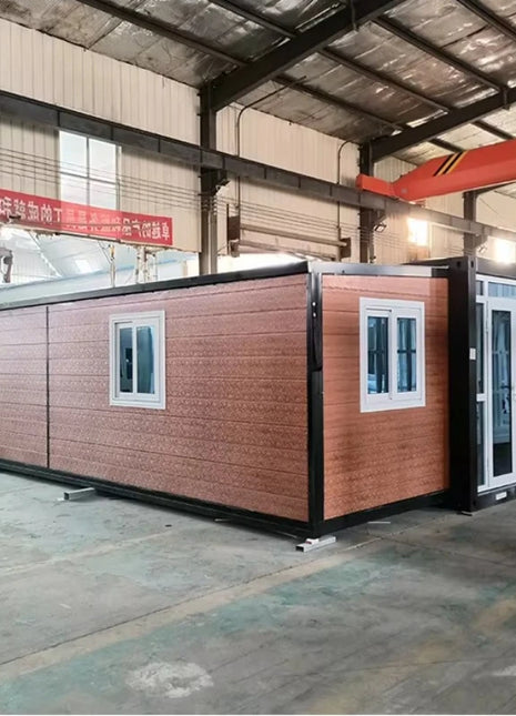 Rivestimento in legno Contenitore Casa Grandi finestre di vetro Cabina modulare prefabbricata Soggiorno all'aperto Casa Vacanza Casa Soggiorno in famiglia Prendisole