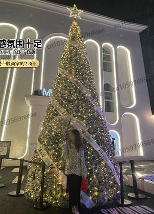 2025 Nuovo grande albero di Natale di fascia alta con cornice floccata albero pacchetto denso con luci disposizione della decorazione natalizia