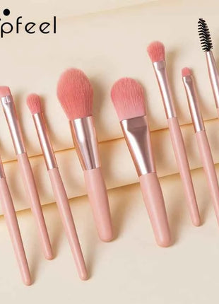 POPFEEL 40-Color Eyeshadow Palette with 8 Pink Eyeshadow Brushes – Long-Lasting, Highly Pigmented, Matte & Shimmer Combo.