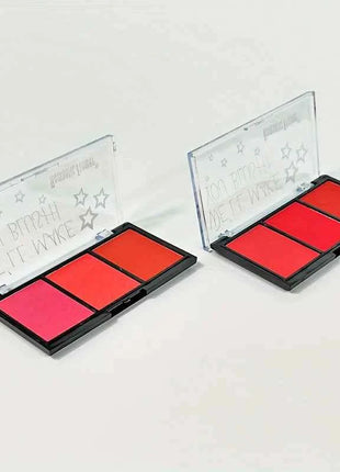 Matte Blush Palette 3 Colors Natural Red Orange Pink Lightweight Breathable Makeup Rouge Eyeshadow for Enhanced Beauty