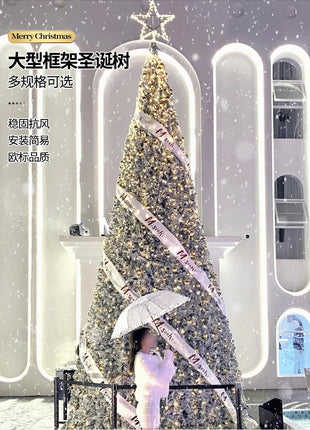 2025 Nuovo grande albero di Natale di fascia alta con cornice floccata albero pacchetto denso con luci disposizione della decorazione natalizia