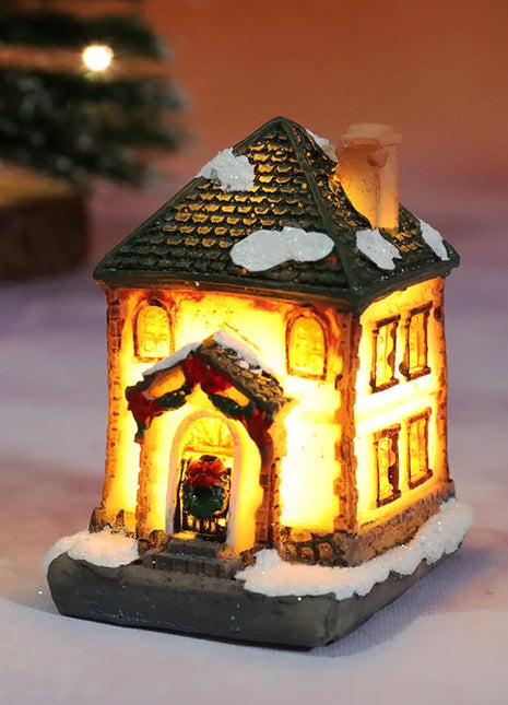 Decorazioni natalizie Decorazioni per la casa del villaggio Lanterna di Natale Casa decorativa in resina Edifici da collezione Figurine Regalo di Capodanno per bambini