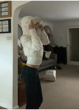 Giacca corta chic con tasca con cerniera a maniche lunghe Cappotto trapuntato con cappuccio in pelliccia sintetica da donna di moda 2025 Capispalla imbottito invernale New Lady