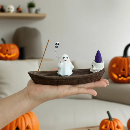 Halloween new resin ghost ship aromatherapy home desktop decoration ghost ship return incense rack burner