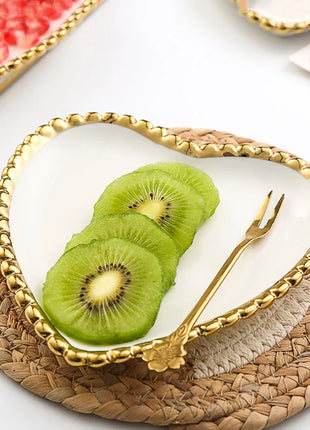 Nuovo piatto in ceramica con bordo dorato nordico, piatto in ceramica, leggero, di lusso, per riporre gioielli, piatto per torta, piatto per colazione a casa, a forma di cuore - riparo82