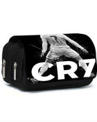 Portapenne e Astuccio con Cerniera a Scomparsa Design CR7 (con Testo CR7) - Borsellino in Poliestere Resistente per Scuola, Ufficio e Tifosi di Cristiano Ronaldo, Accessori Calcistici - Regalo Ispirato al Giocatore